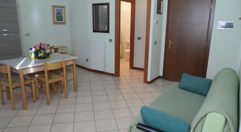 Casa Vacanze Touring Verbania Exteriör bild