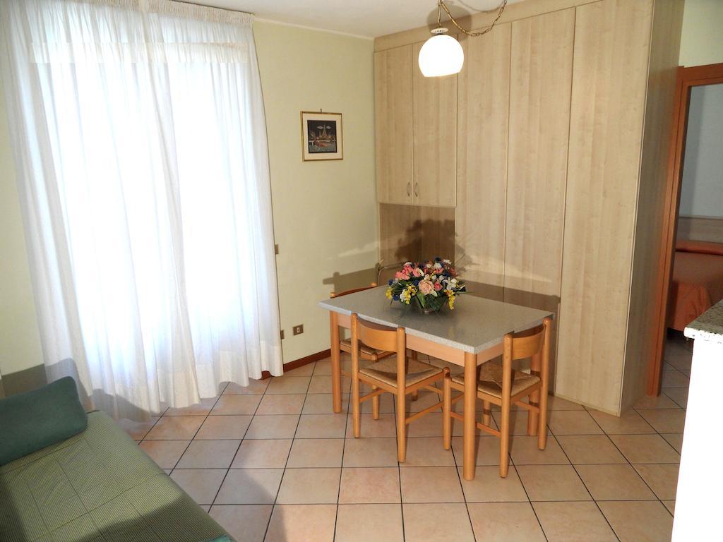 Casa Vacanze Touring Verbania Exteriör bild