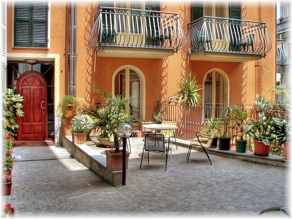 Casa Vacanze Touring Verbania Exteriör bild